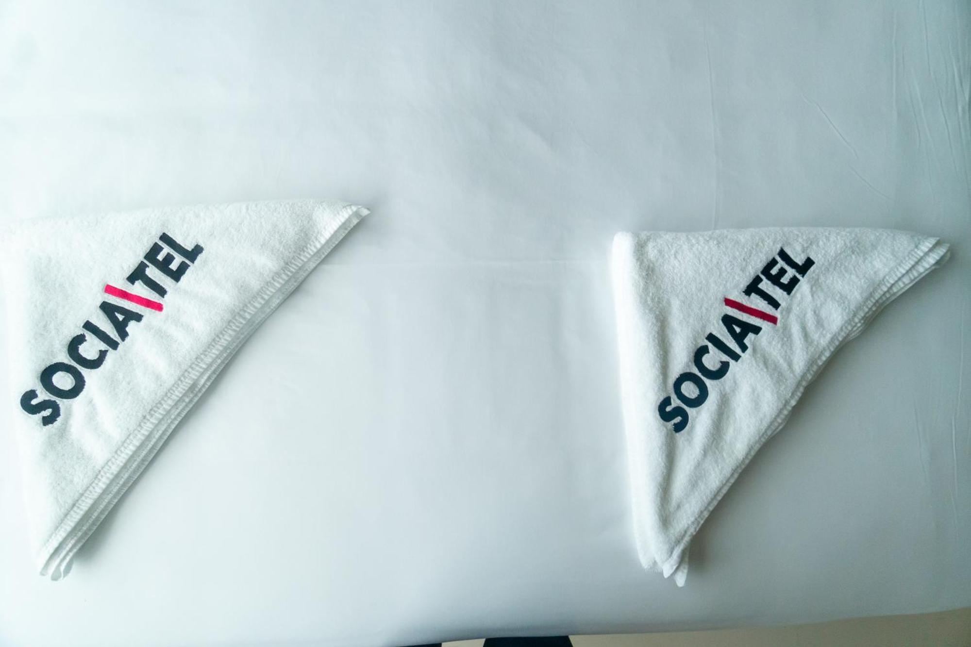 Socialtel Koh Samui (Adults Only) Hotel Bãi biển Chaweng Ngoại thất bức ảnh
